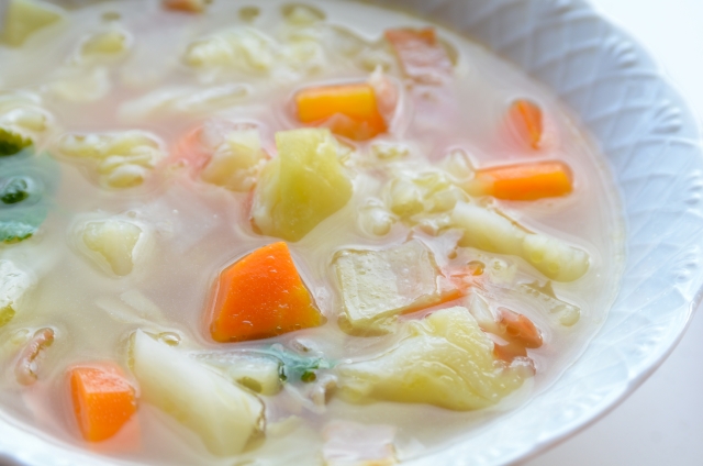 メニュー3：スパイス野菜スープ